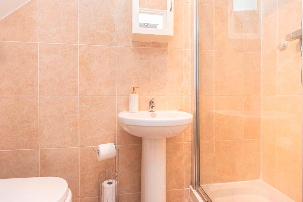 בורנמות' Bournecoast - Clifftop Apartment With Garden -Fm827 מראה חיצוני תמונה